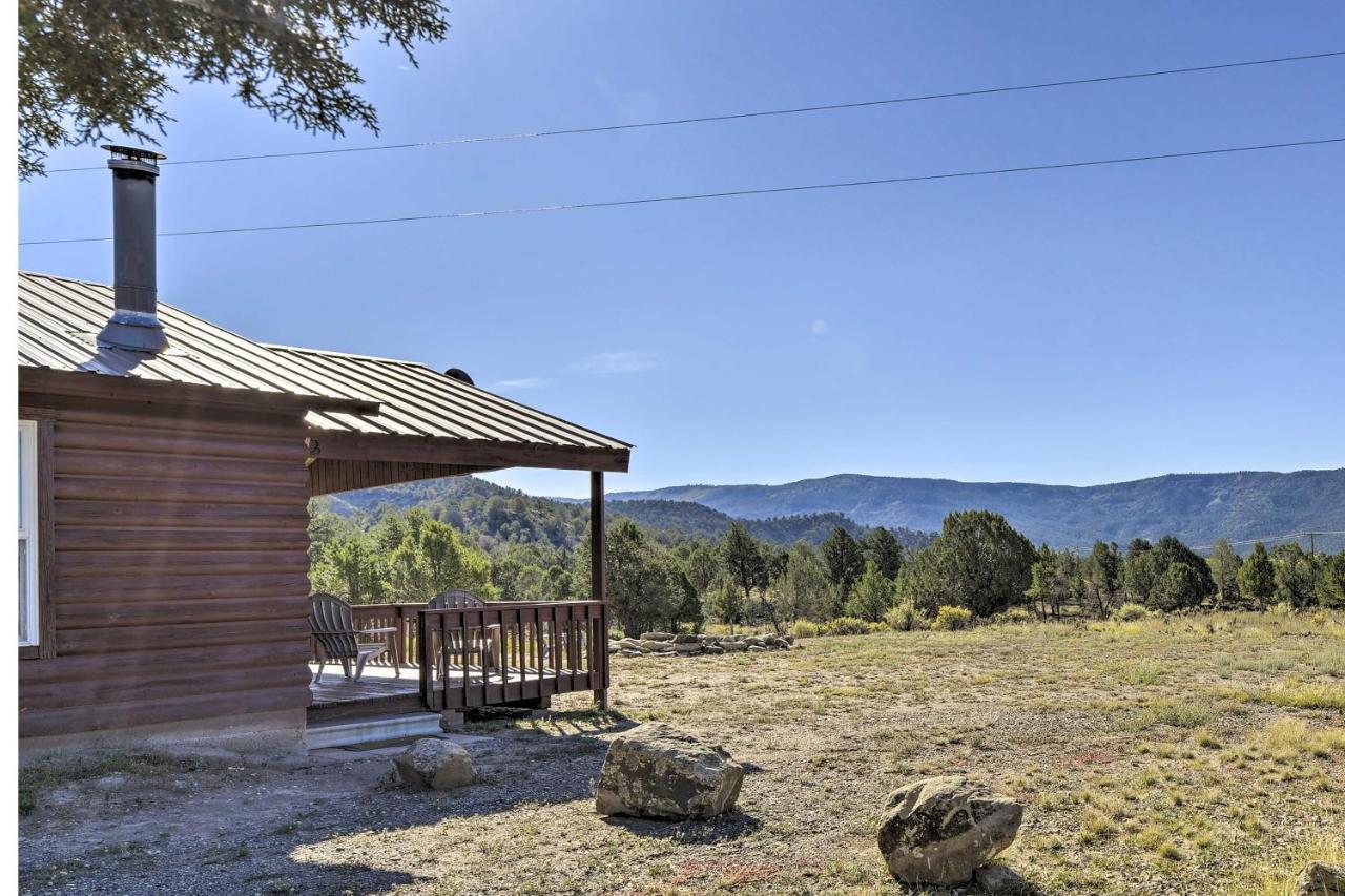Quiet Pagosa Springs Cabin Lake And Mountain Views! エクステリア 写真