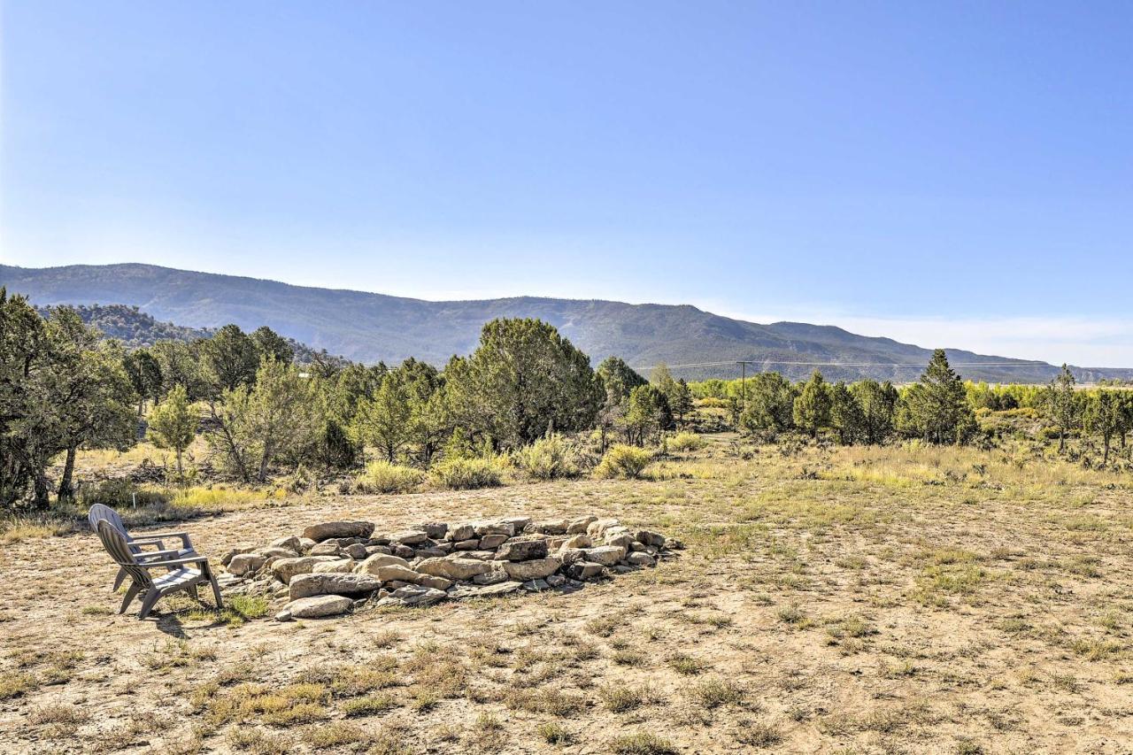 Quiet Pagosa Springs Cabin Lake And Mountain Views! エクステリア 写真