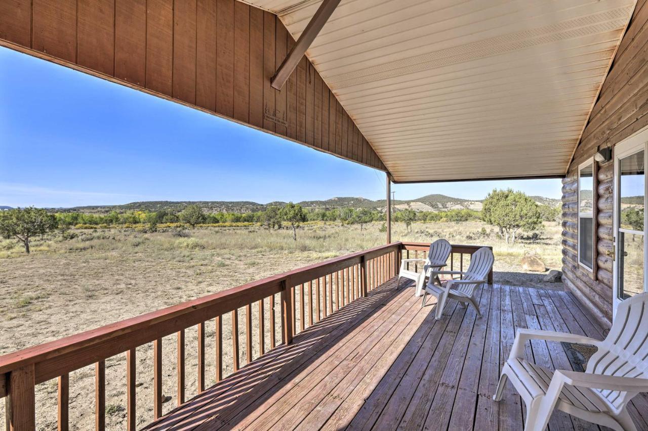 Quiet Pagosa Springs Cabin Lake And Mountain Views! エクステリア 写真